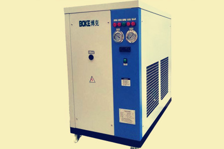 水冷箱式冷水機(jī)和螺桿式機(jī)組有何不同？